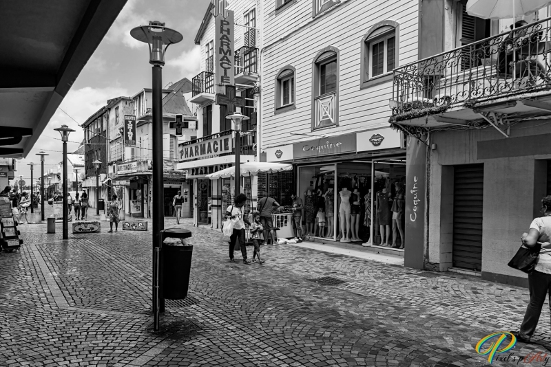 B0002505-1_BW
