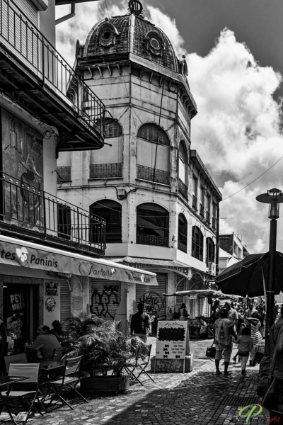 B0002507-1_BW