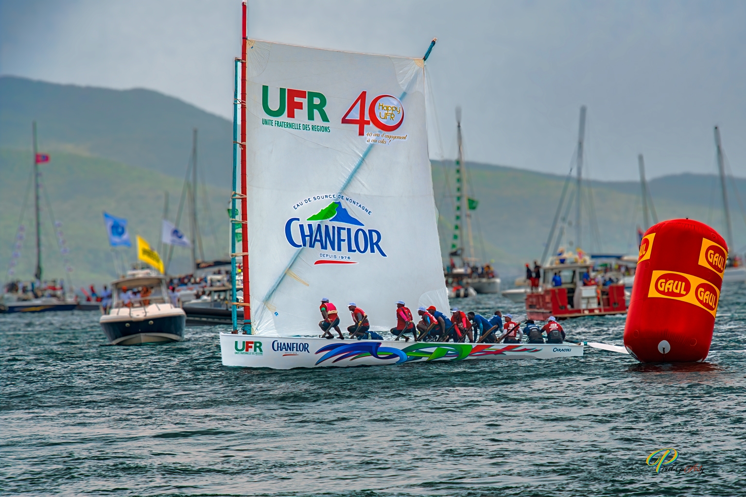 Tour de Martinique de Yoles rondes